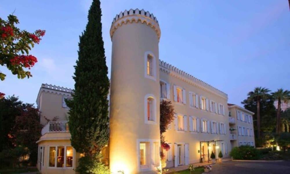 Hotel Château De La Tour